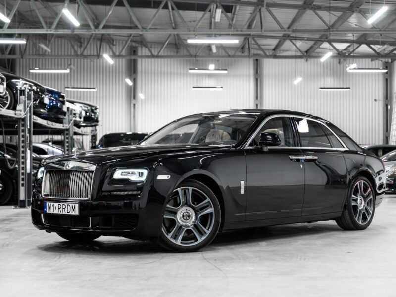 Rolls-Royce Ghost 6.6 V12 570KM. Gwiezdny sufit Starlight. Salon PL. 1 właściciel. FV23%