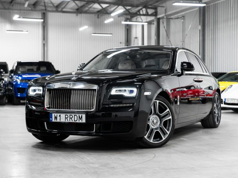 Rolls-Royce Ghost 6.6 V12 570KM. Gwiezdny sufit Starlight. Salon PL. 1 właściciel. FV23%