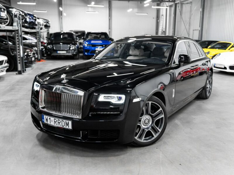 Rolls-Royce Ghost 6.6 V12 570KM. Gwiezdny sufit Starlight. Salon PL. 1 właściciel. FV23%