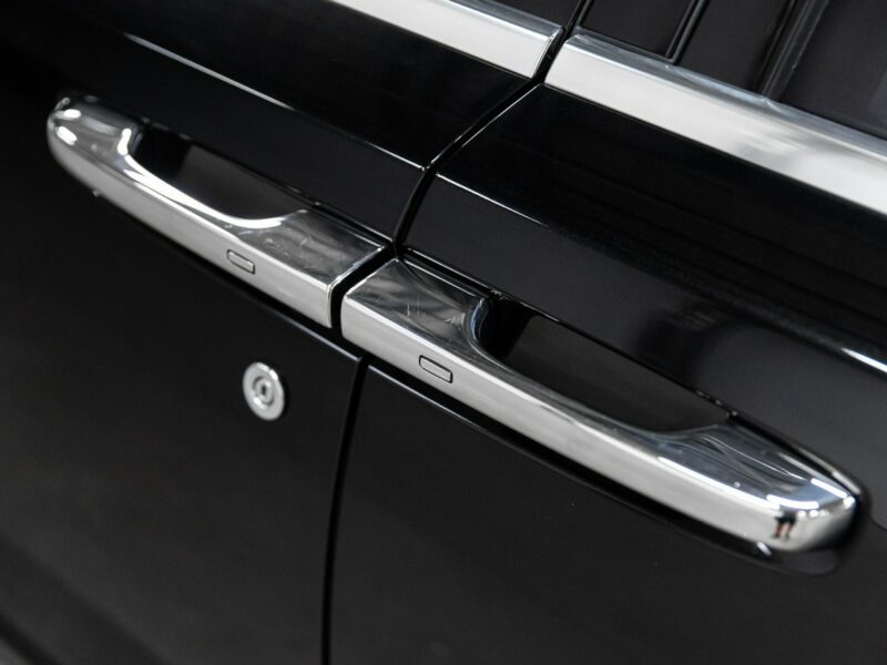 Rolls-Royce Ghost 6.6 V12 570KM. Gwiezdny sufit Starlight. Salon PL. 1 właściciel. FV23%