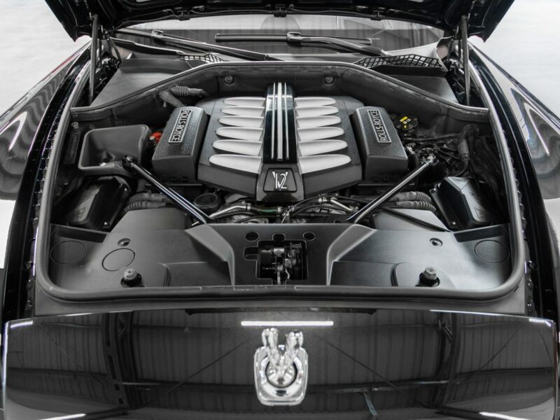 Rolls-Royce Ghost 6.6 V12 570KM. Gwiezdny sufit Starlight. Salon PL. 1 właściciel. FV23%