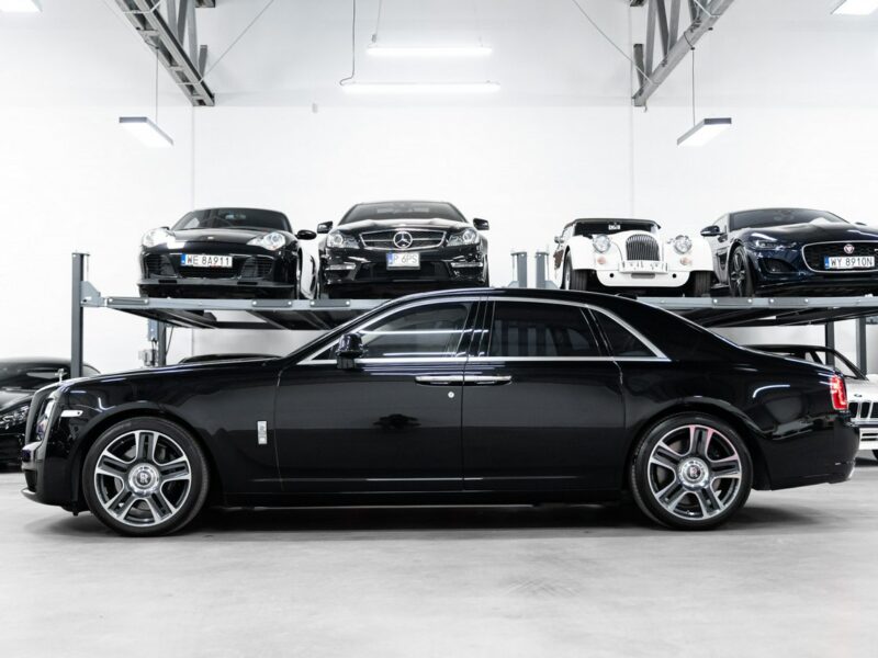 Rolls-Royce Ghost 6.6 V12 570KM. Gwiezdny sufit Starlight. Salon PL. 1 właściciel. FV23%