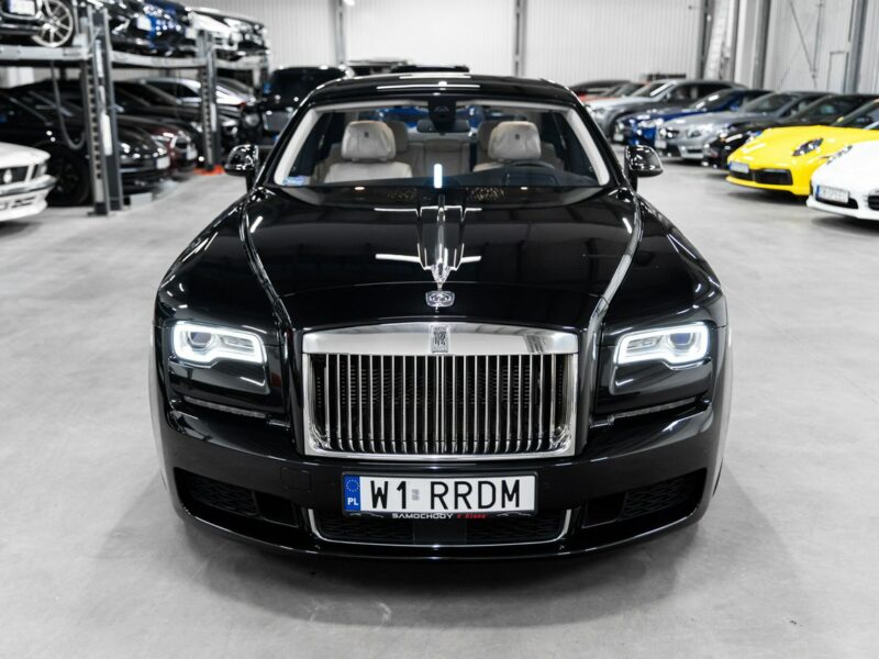 Rolls-Royce Ghost 6.6 V12 570KM. Gwiezdny sufit Starlight. Salon PL. 1 właściciel. FV23%