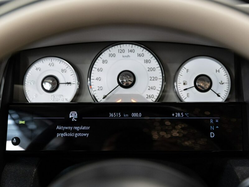 Rolls-Royce Ghost 6.6 V12 570KM. Gwiezdny sufit Starlight. Salon PL. 1 właściciel. FV23%