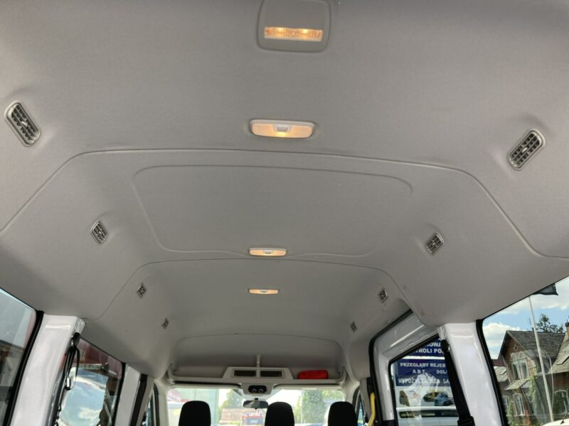 Ford Transit Ford Transit dla niepełnosprawnych Rampa Inwalida PFRON 2020 VII (2013-)