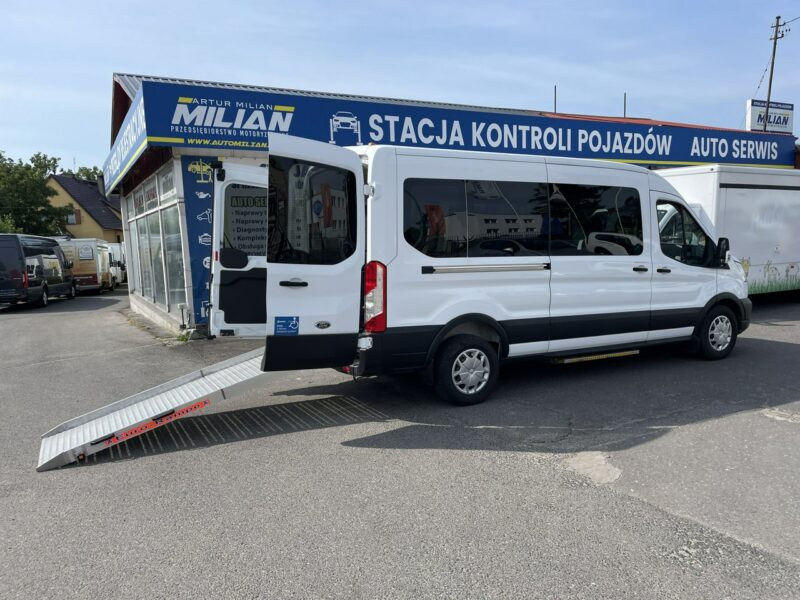 Ford Transit Ford Transit dla niepełnosprawnych Rampa Inwalida PFRON 2020 VII (2013-)