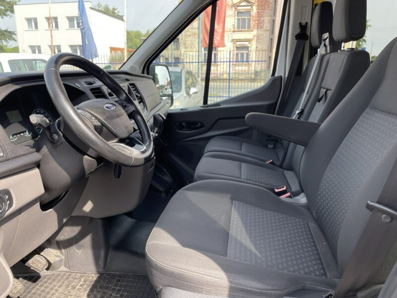 Ford Transit Ford Transit dla niepełnosprawnych Rampa Inwalida PFRON 2020 VII (2013-)