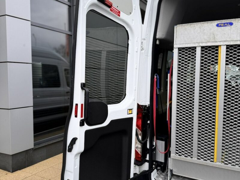 Ford Transit 350 Kombi 2.0TDCI 130PS platforma na wózek VII (2013-)