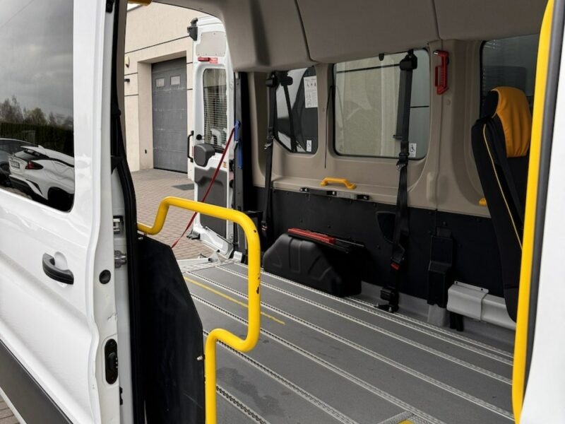 Ford Transit 350 Kombi 2.0TDCI 130PS platforma na wózek VII (2013-)