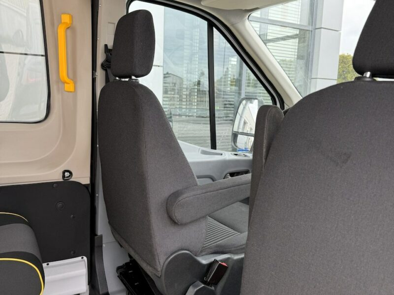 Ford Transit 350 Kombi 2.0TDCI 130PS platforma na wózek VII (2013-)