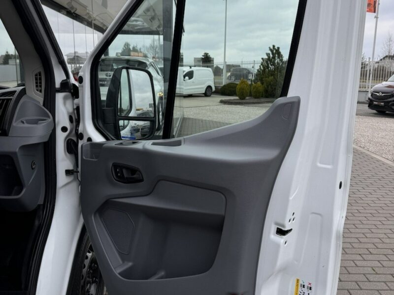 Ford Transit 350 Kombi 2.0TDCI 130PS platforma na wózek VII (2013-)