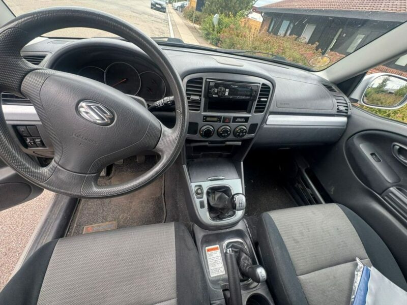 Suzuki Grand Vitara * BDB stan* 4X4* 1.6benz* II (2005-2015)