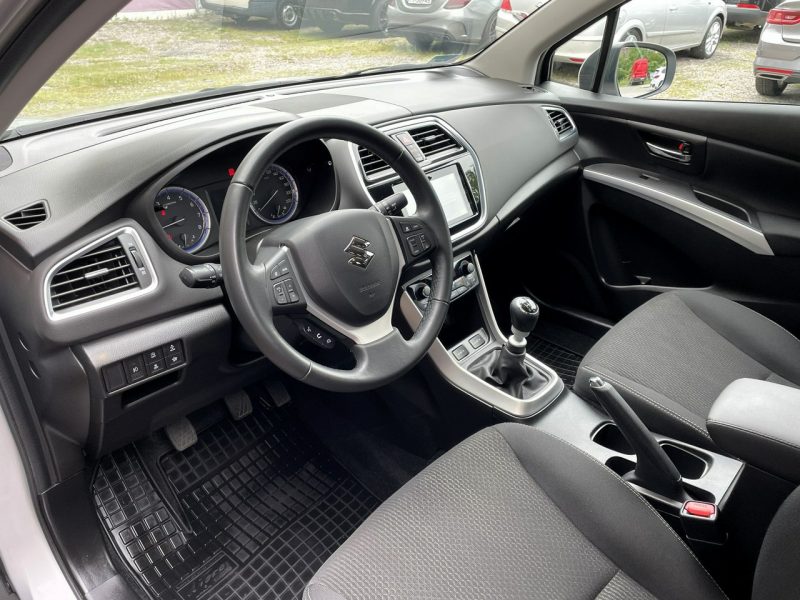 Suzuki SX4 S-Cross LED, Aktywny Tempomat, Radar, Klimatyzacja, Bluetooth, Kamera cofania