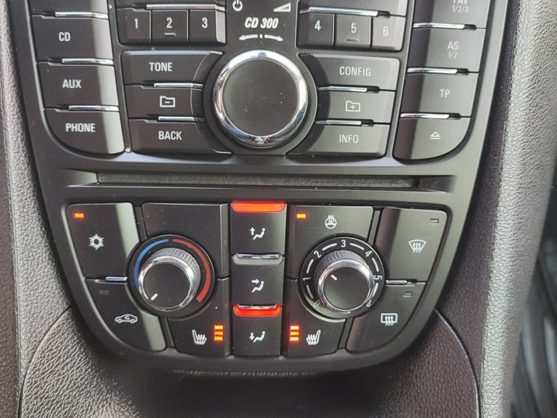 Opel Meriva bogata opcja wyposażenia bezwypadkowa Gwarancja II (2010-)