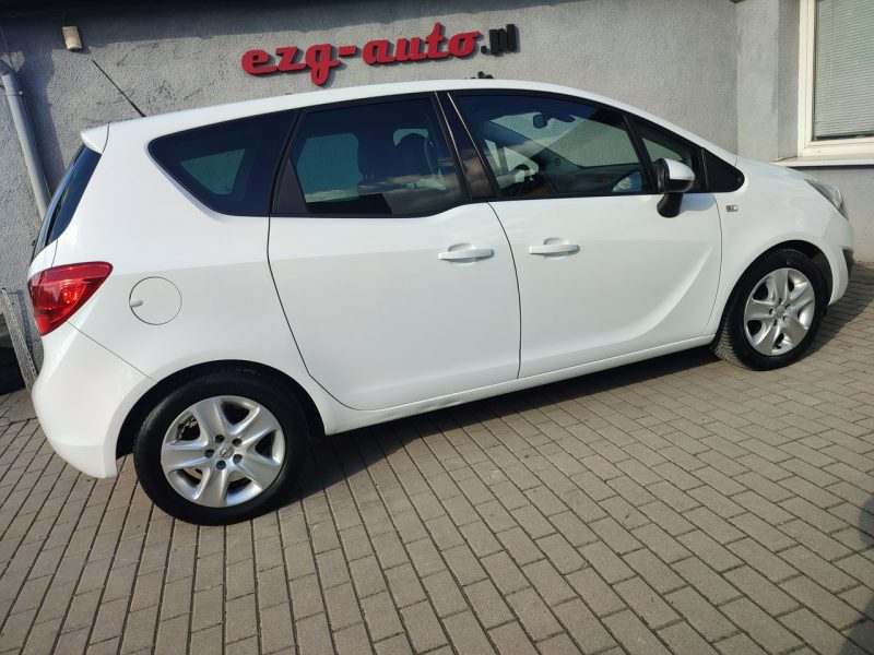 Opel Meriva bogata opcja wyposażenia bezwypadkowa Gwarancja II (2010-)