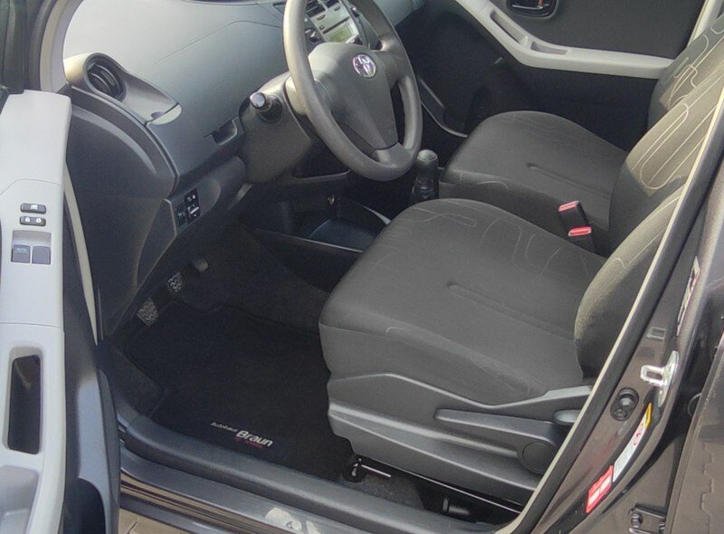 Toyota Yaris Zadbana ! Klima 5d polecam. XI.09r 9xAIR-BAG II (2005-2011)