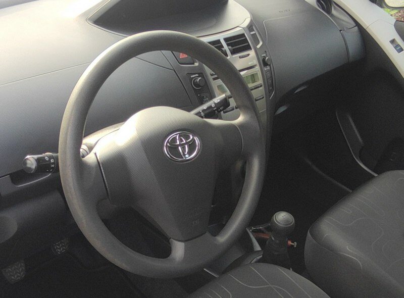 Toyota Yaris Zadbana ! Klima 5d polecam. XI.09r 9xAIR-BAG II (2005-2011)