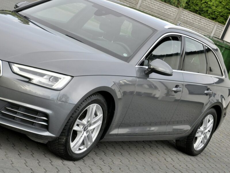 Audi A4 3,0TDi 218KM Stronic/MatrixLed/Parktronic/El.Klapa/Serwis/Model2017 B9 (2015-)