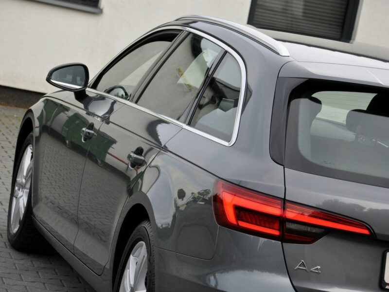 Audi A4 3,0TDi 218KM Stronic/MatrixLed/Parktronic/El.Klapa/Serwis/Model2017 B9 (2015-)