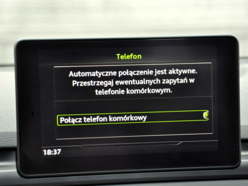 Audi A4 3,0TDi 218KM Stronic/MatrixLed/Parktronic/El.Klapa/Serwis/Model2017 B9 (2015-)