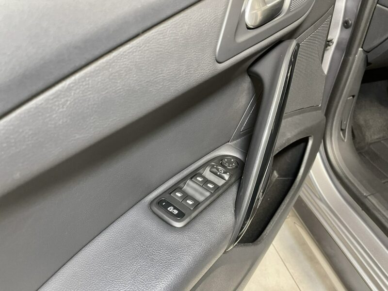 Peugeot 508 RXH RXH2.0 Blue-HDi 180PS*Automat*Navi GPS*Alu*LED*PDC 360*Panorama*HeadUp I (2010-2018)