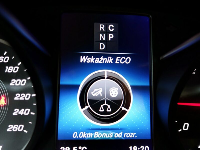 Mercedes V 300 DŁUGI 239KM AIRMATIC 4Matic 7OS. Gwar. FABRYCZNA Kraj 1wł Bezwyp F23% II (2014-)