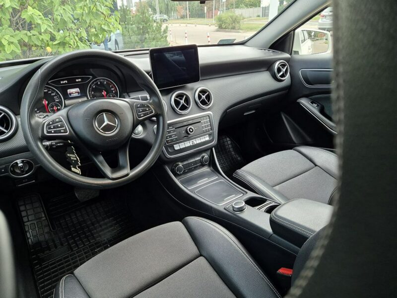 Mercedes A 160 1.6 AUTOMAT * GWARANCJA * nawigacja * polski salon * led * warszawa W176 (2012-)
