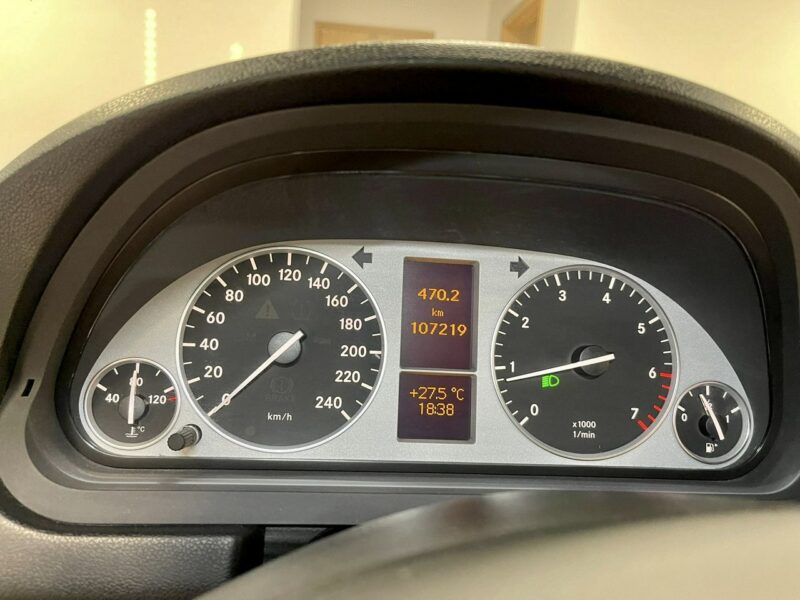 Mercedes B 180 1.7 116KM*100.000km*Automat*AVANTGARDE*LiftNAVI*Grzane fotele*ZNiemiec W245 (2005-2011)