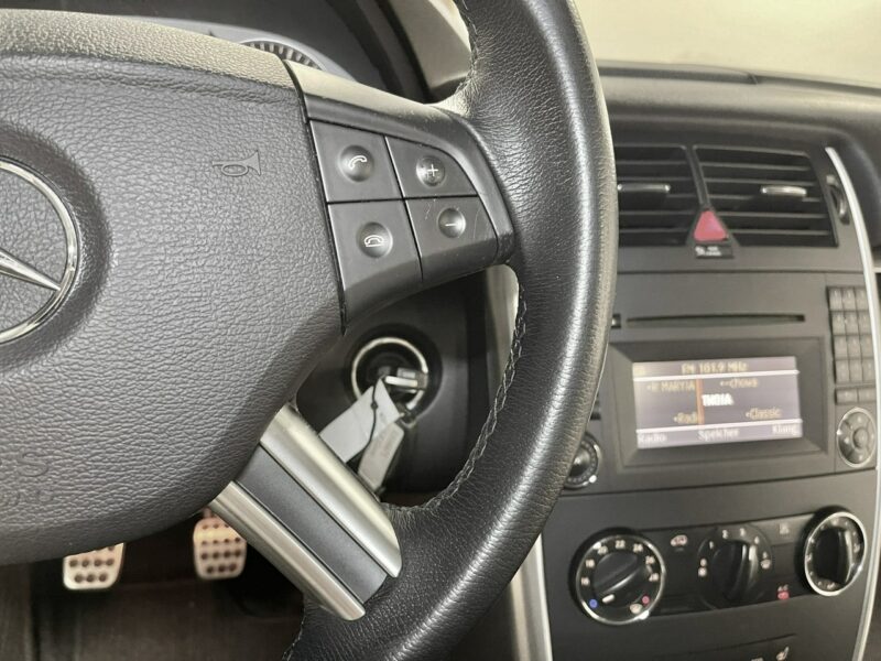 Mercedes B 180 1.7 116KM*100.000km*Automat*AVANTGARDE*LiftNAVI*Grzane fotele*ZNiemiec W245 (2005-2011)