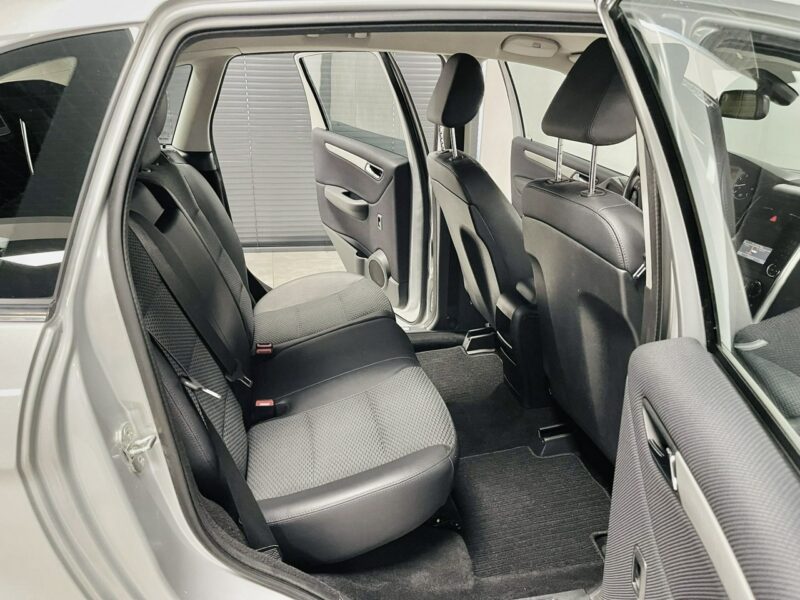 Mercedes B 180 1.7 116KM*100.000km*Automat*AVANTGARDE*LiftNAVI*Grzane fotele*ZNiemiec W245 (2005-2011)