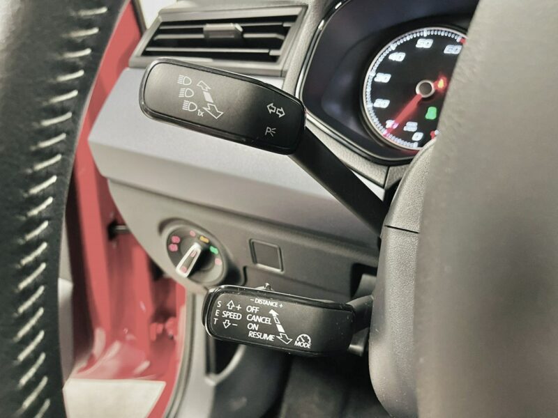 Seat Arona 1.0 TGI*27.000km*XCellence*Klimatronic*Navi GPS*KeyLessGo*FullLed*Temp