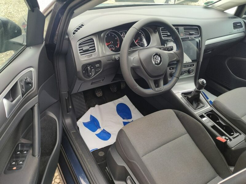 Volkswagen Golf Navi* Parktronik VII (2012-)