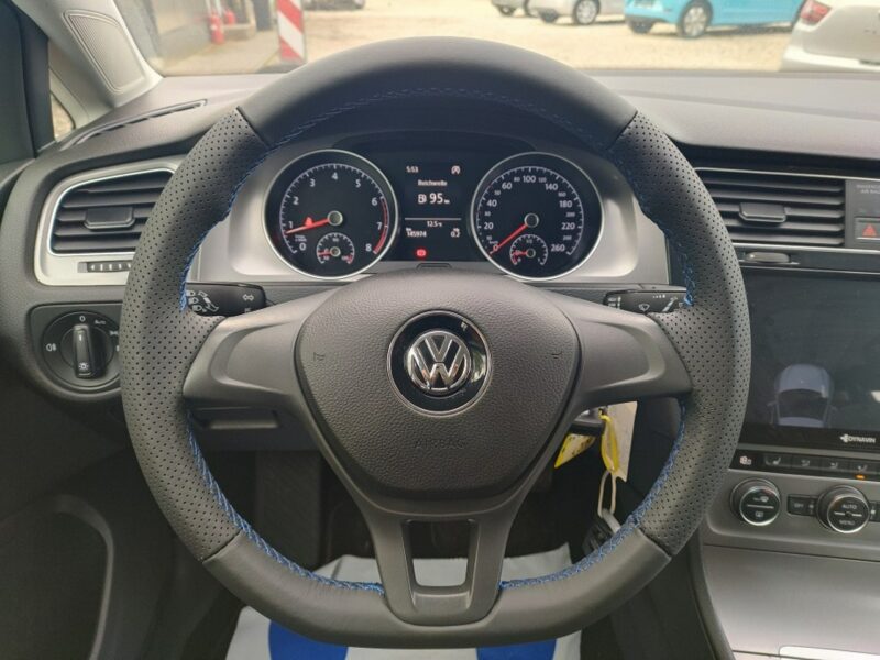 Volkswagen Golf Navi* Parktronik VII (2012-)