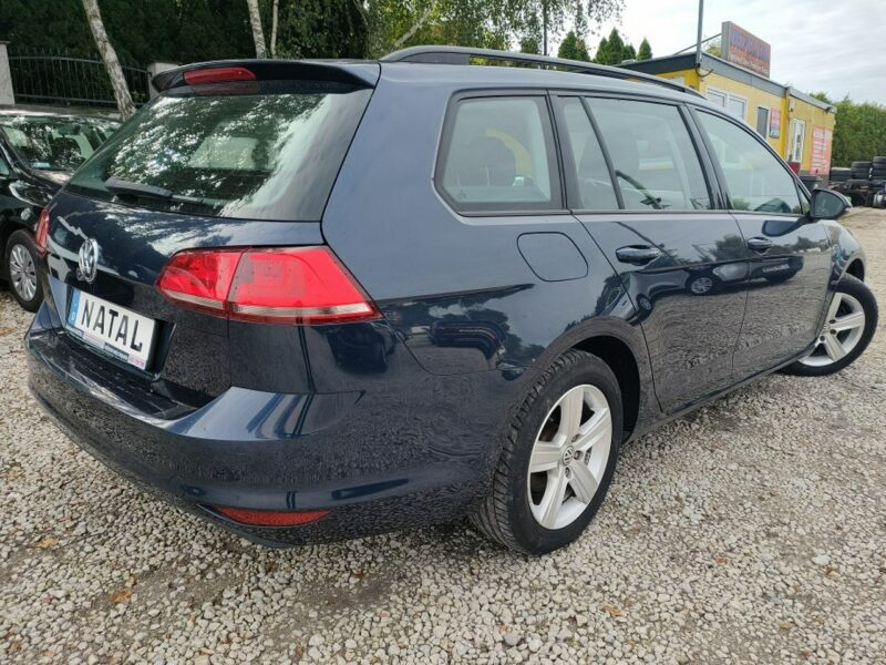 Volkswagen Golf Navi* Parktronik VII (2012-)