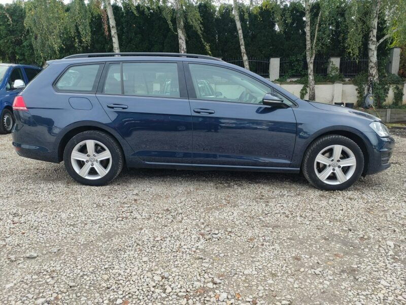Volkswagen Golf Navi* Parktronik VII (2012-)