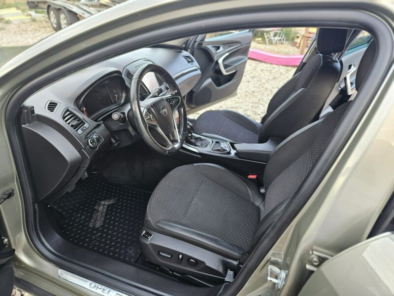 Opel Insignia Opłacona Zadbana Serwisowana Bogato Wyposażona 4X4 LIFT 1 Wł A (2008-2017)