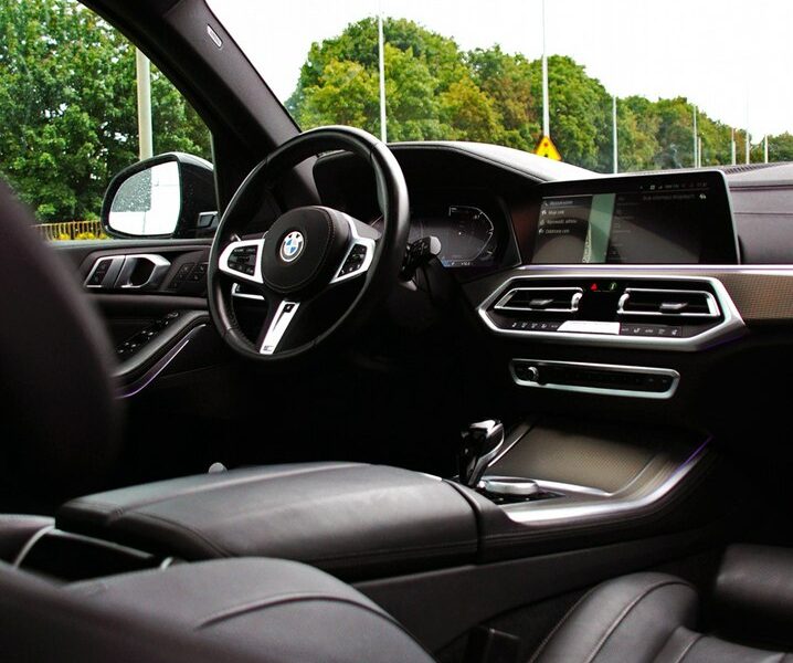 BMW X5 Ekskluzywne xDrive40i M Pakiet - Luksus, Moc i Technologia! G05 (2018-)