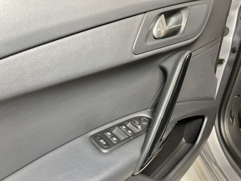 Peugeot 508 SW 2.0 Blue-HDi 180KM*"GT"*Full LED*Lift*Navi GPS*ALU*JBL Audio*HeadUp* I (2010-2018)