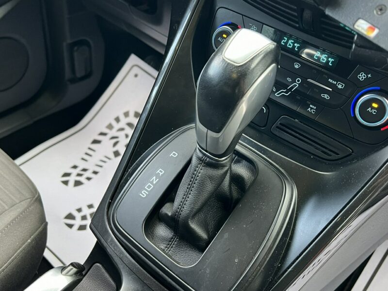 Ford C-Max -SPRZEDANY-1,5 Diesel * LIFT / Full Opcja! Hak*Serwisy *Automat *Navi* II (2010-)