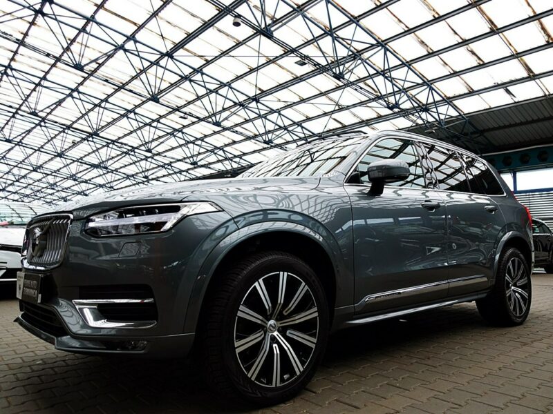 Volvo XC 90 7osób INSCRIPTION PNEUMATYKA Panorama 3Lata GWAR 1wł Kraj Bezwypa F23% II (2014-)