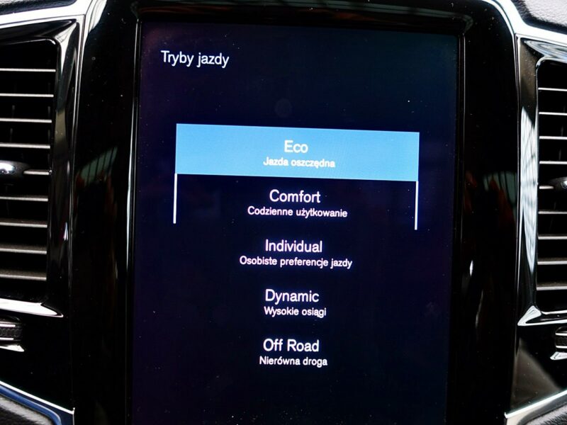 Volvo XC 90 7osób INSCRIPTION PNEUMATYKA Panorama 3Lata GWAR 1wł Kraj Bezwypa F23% II (2014-)