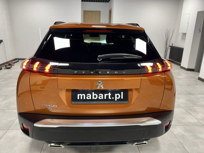 Peugeot 2008 1.2 TURBO 130KM*ALLURE*Navi GPS*Alu 17*PDC*Kamera SurroundView*FullLED II (2019-)
