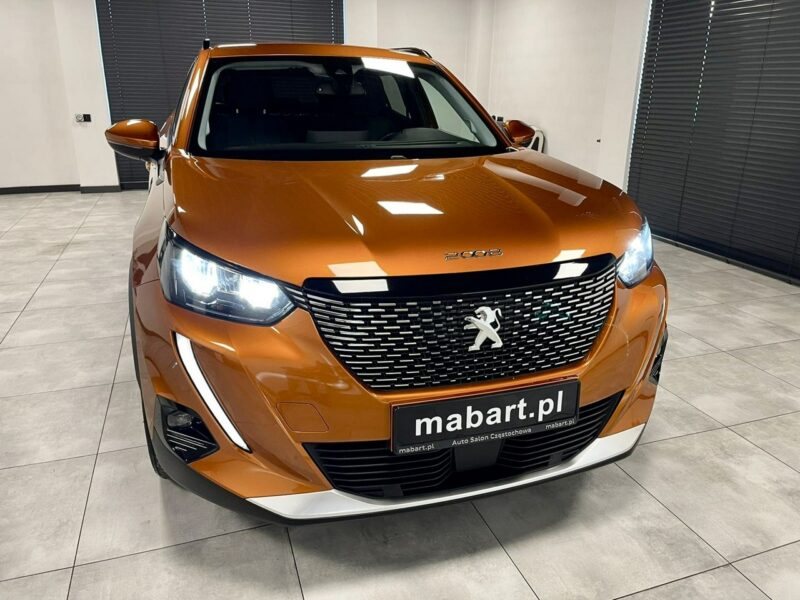 Peugeot 2008 1.2 TURBO 130KM*ALLURE*Navi GPS*Alu 17*PDC*Kamera SurroundView*FullLED II (2019-)