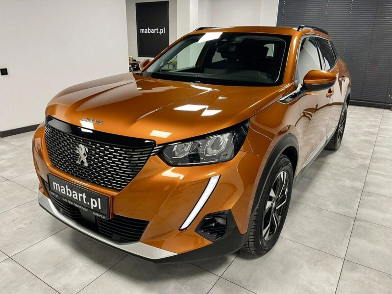 Peugeot 2008 1.2 TURBO 130KM*ALLURE*Navi GPS*Alu 17*PDC*Kamera SurroundView*FullLED II (2019-)