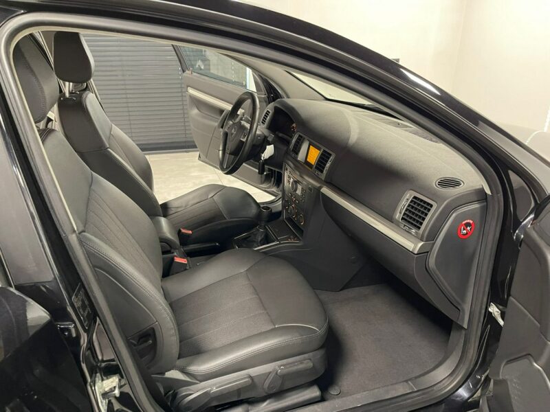 Opel Signum 1.9 CDTI 120KM* Face Lift*Innovation COSMO*Pół-Skóry*Navi* Z Niemiec
