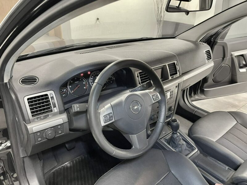 Opel Signum 1.9 CDTI 120KM* Face Lift*Innovation COSMO*Pół-Skóry*Navi* Z Niemiec