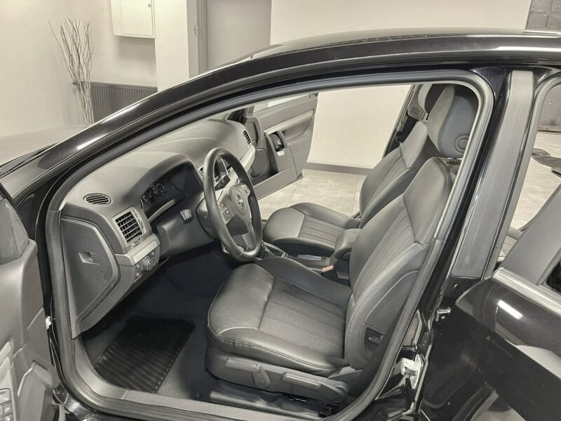 Opel Signum 1.9 CDTI 120KM* Face Lift*Innovation COSMO*Pół-Skóry*Navi* Z Niemiec