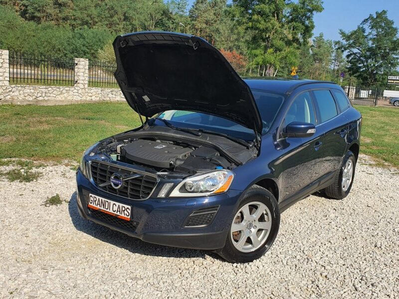 Volvo XC 60 2.0 R5 D4 163KM # Momentum # Navi # Skóra # Serwis do Końca # Jak NOWY I (2008-2017)