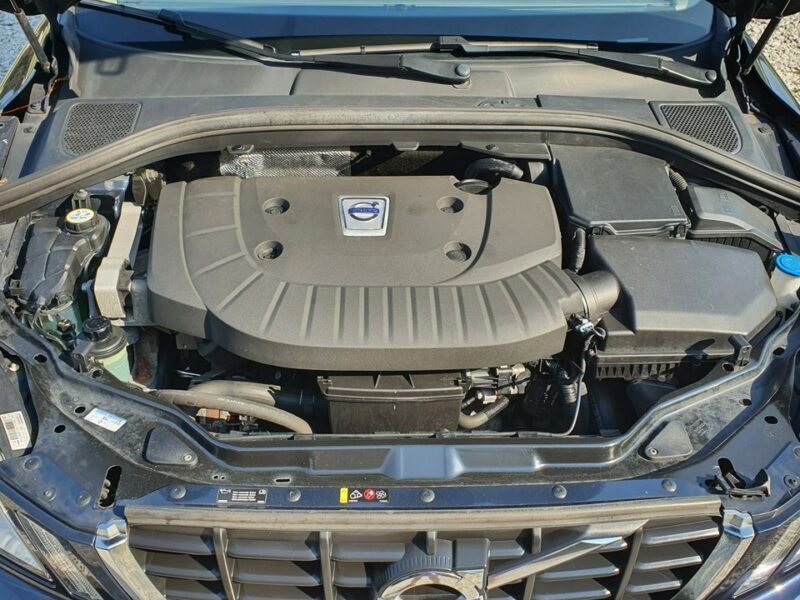 Volvo XC 60 2.0 R5 D4 163KM # Momentum # Navi # Skóra # Serwis do Końca # Jak NOWY I (2008-2017)