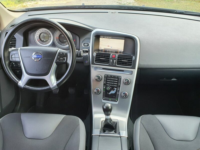 Volvo XC 60 2.0 R5 D4 163KM # Momentum # Navi # Skóra # Serwis do Końca # Jak NOWY I (2008-2017)